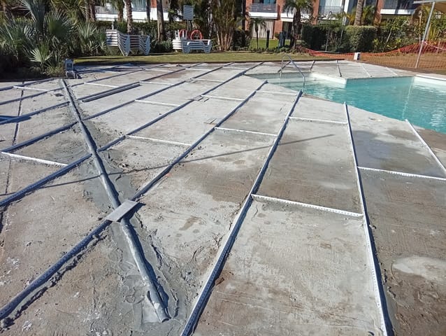 Preparación y replanteo del nuevo andén · Estepona