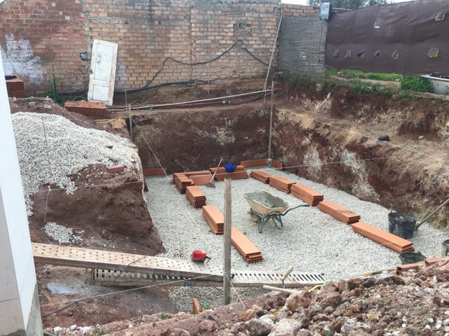 Piscina de 8 × 4 m con revestimiento de gresite · Arcos de la Frontera